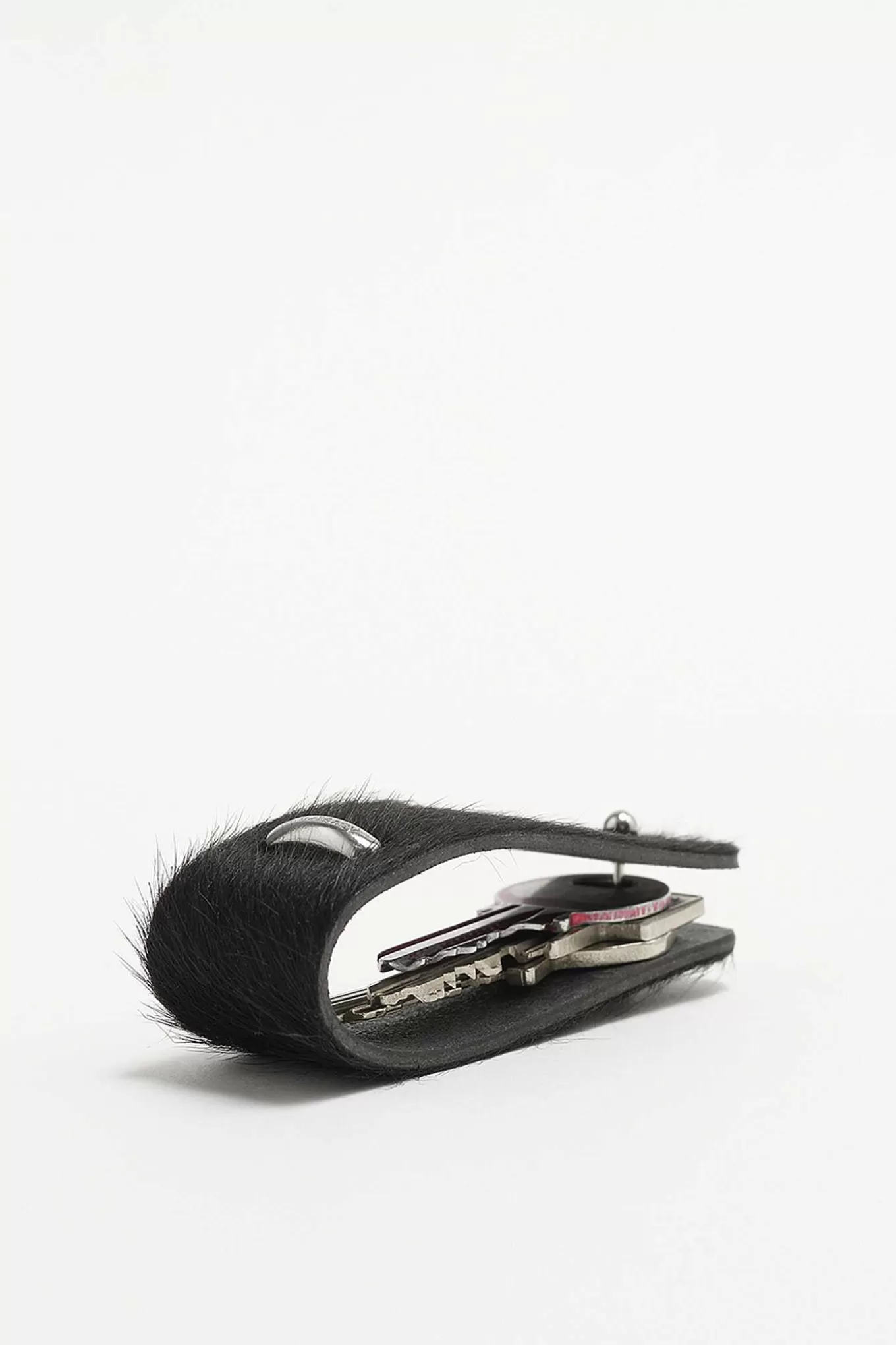 Gennemboret Nogleholder Sort Har Pa Skjul^Our Legacy Flash Sale